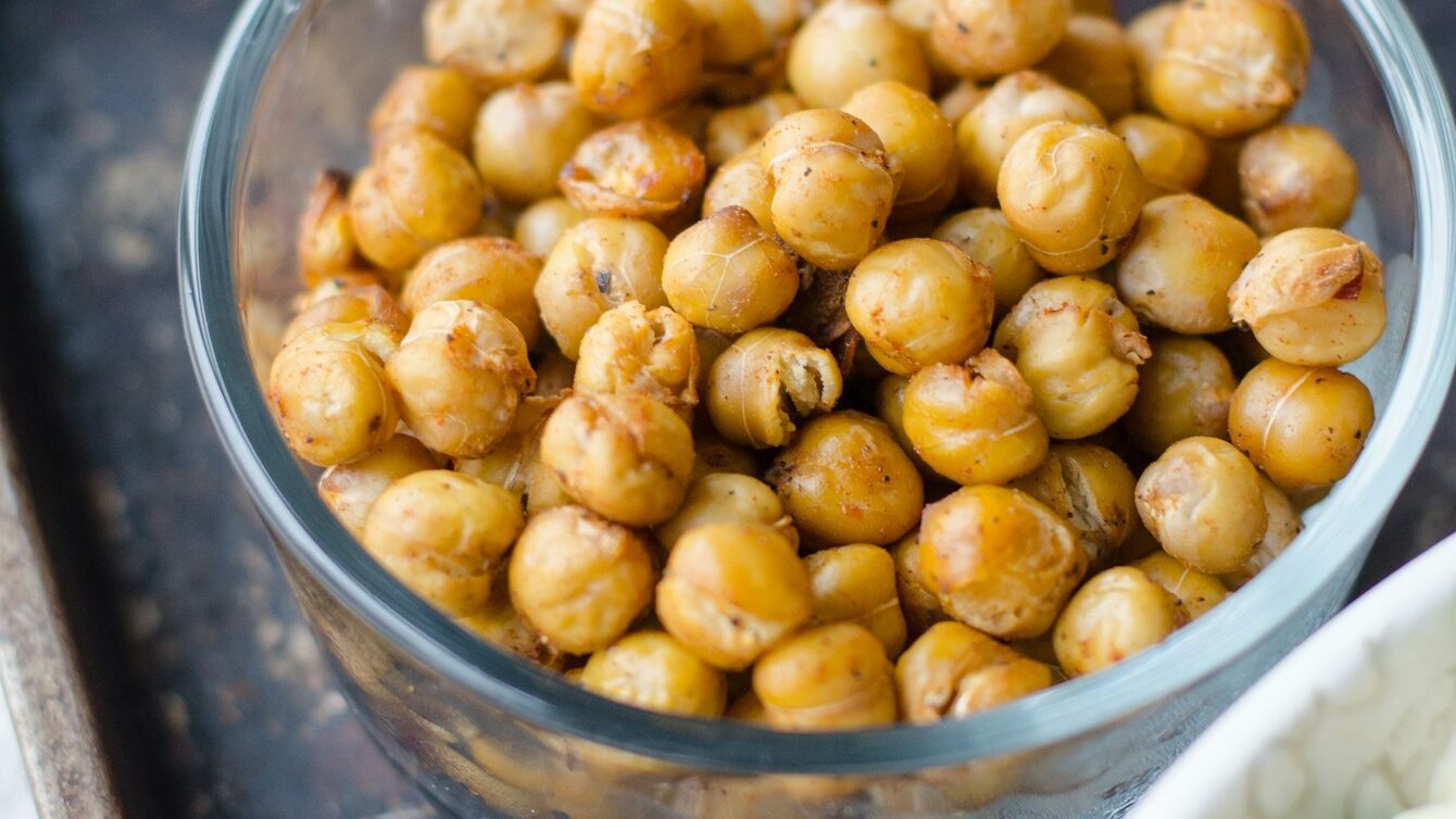 yellow corn on glass bowl